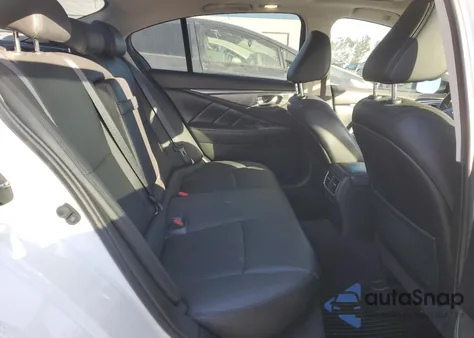 2015 Infiniti Q50 Premium z USA, uszkodzony, nr VIN JN1BV7AP8FM343870